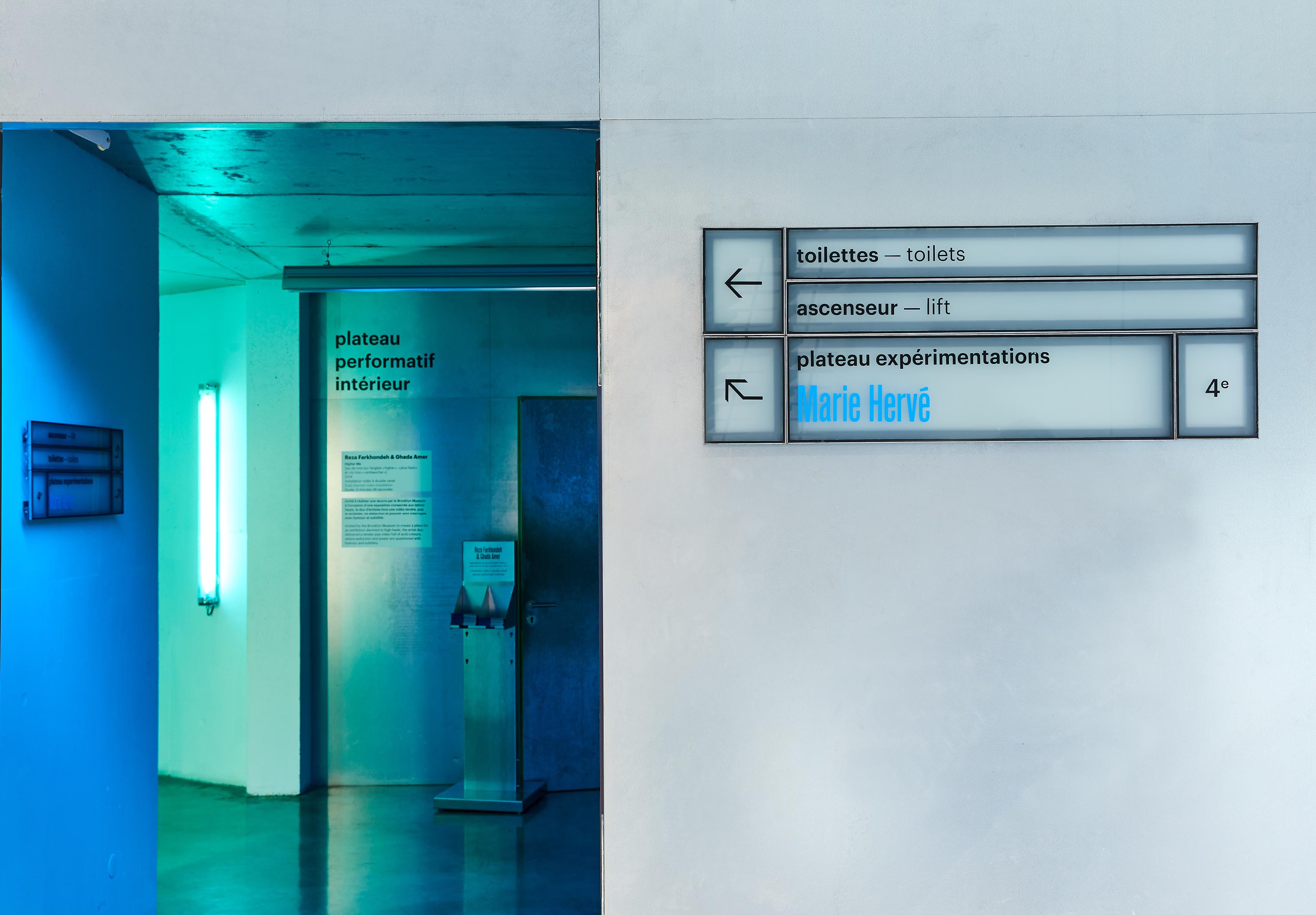 Panneau de verre de signalétique